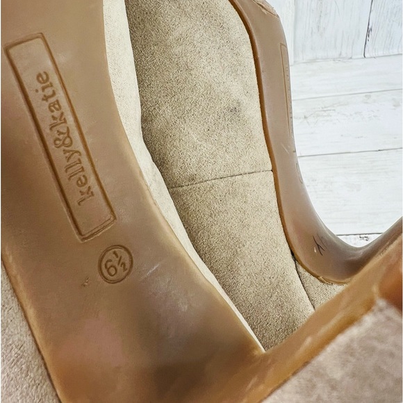 Kelly & katie Isabel Faux Suede Round Toe Size 6.5 M Women's Heel Shoes Tapue - Picture 12 of 12